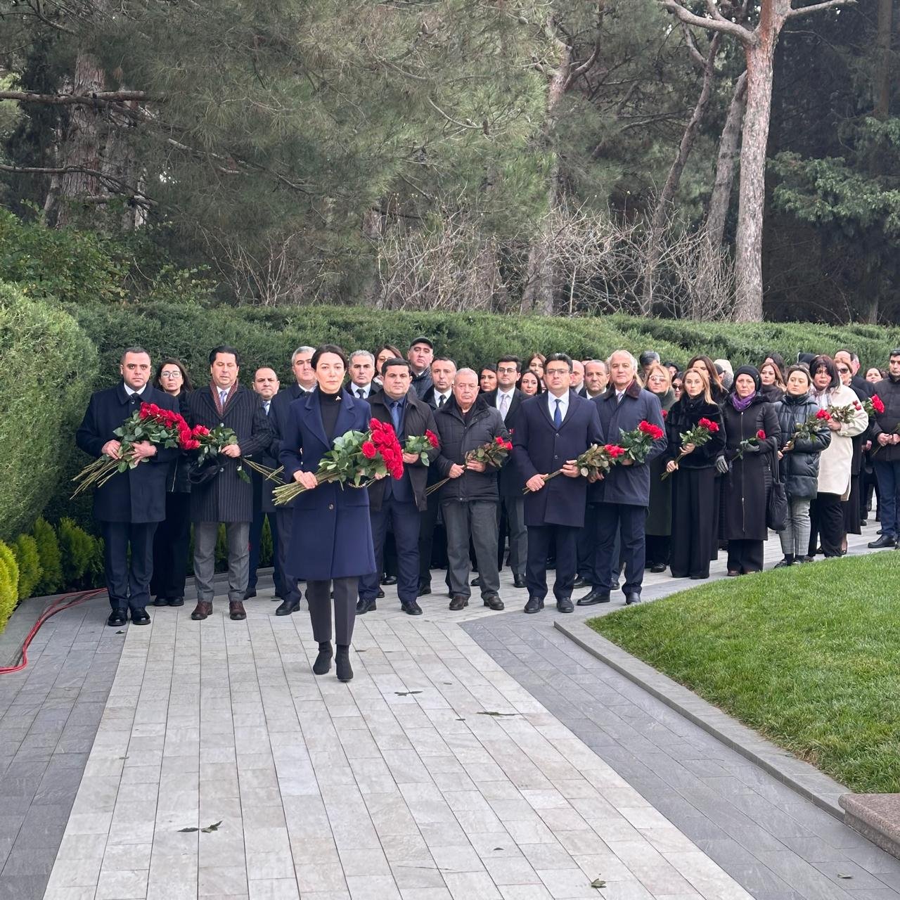 Ombudsman Aparatında Ümummilli Lider Heydər Əliyevin anım günü  ilə bağlı tədbir keçirilib 