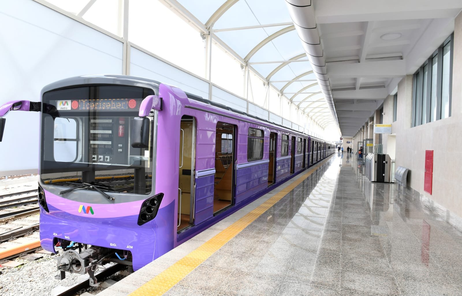 Metro istifadəçilərinin sayı 4.2 faiz artıb