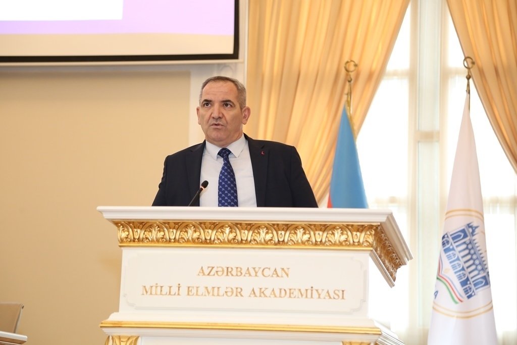 “AMEA-nın 2025-2030-cu illər İnkişaf Konsepsiyası və Yol Xəritəsi” layihəsi elmi ictimaiyyətə təqdim olunub