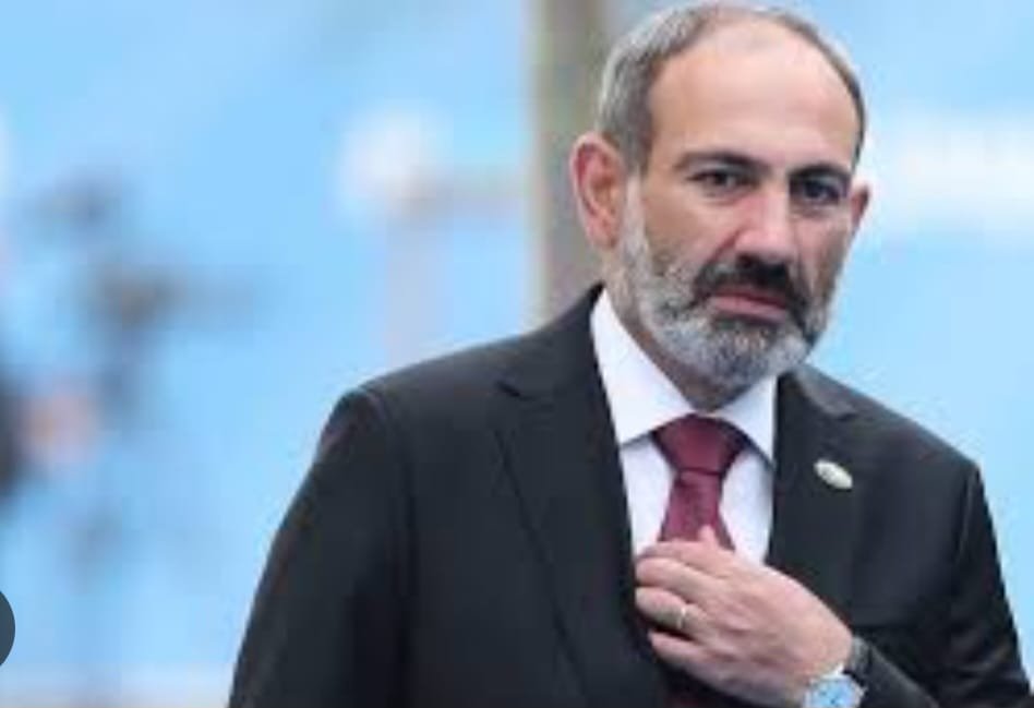 Nikol Paşinyan Qarabağı Ermənistan Konstitusiyasından çıxarır