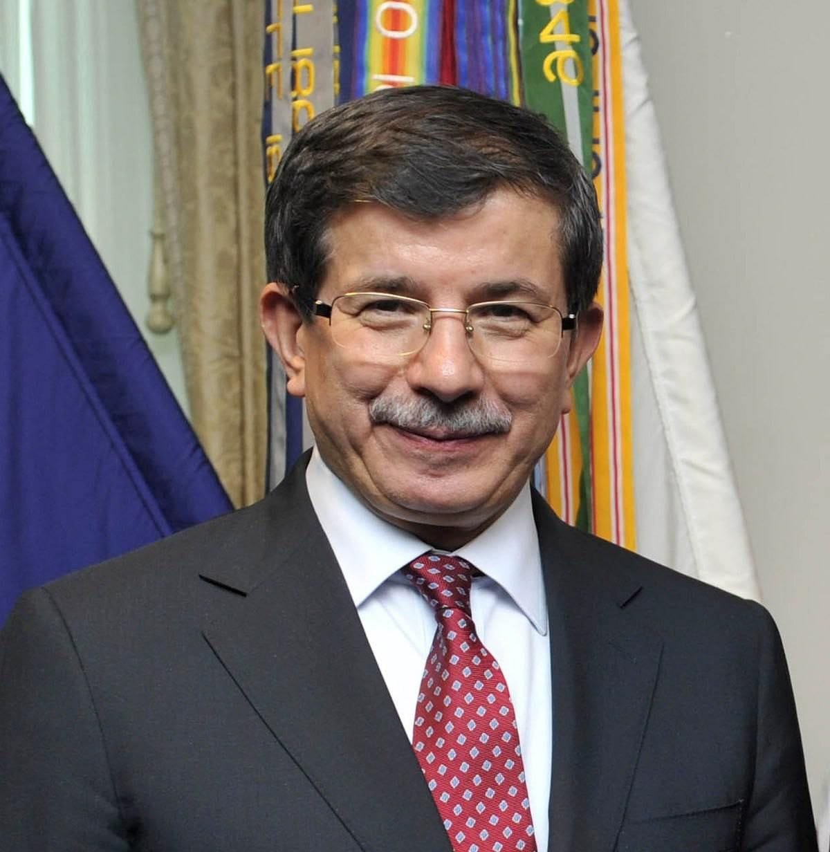 Əhməd Davudoğlu müxalifətə müraciət edib: 