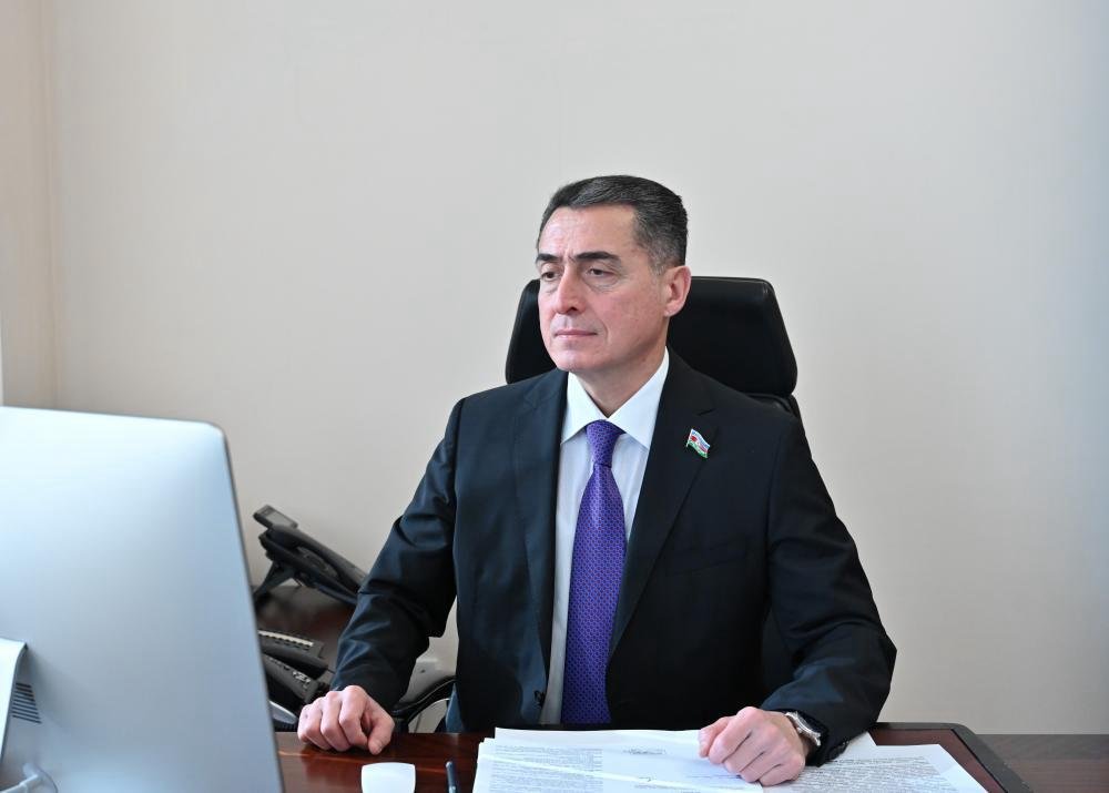 Hüquq siyasəti və dövlət quruculuğu  komitəsinin onlayn iclası keçirilib 