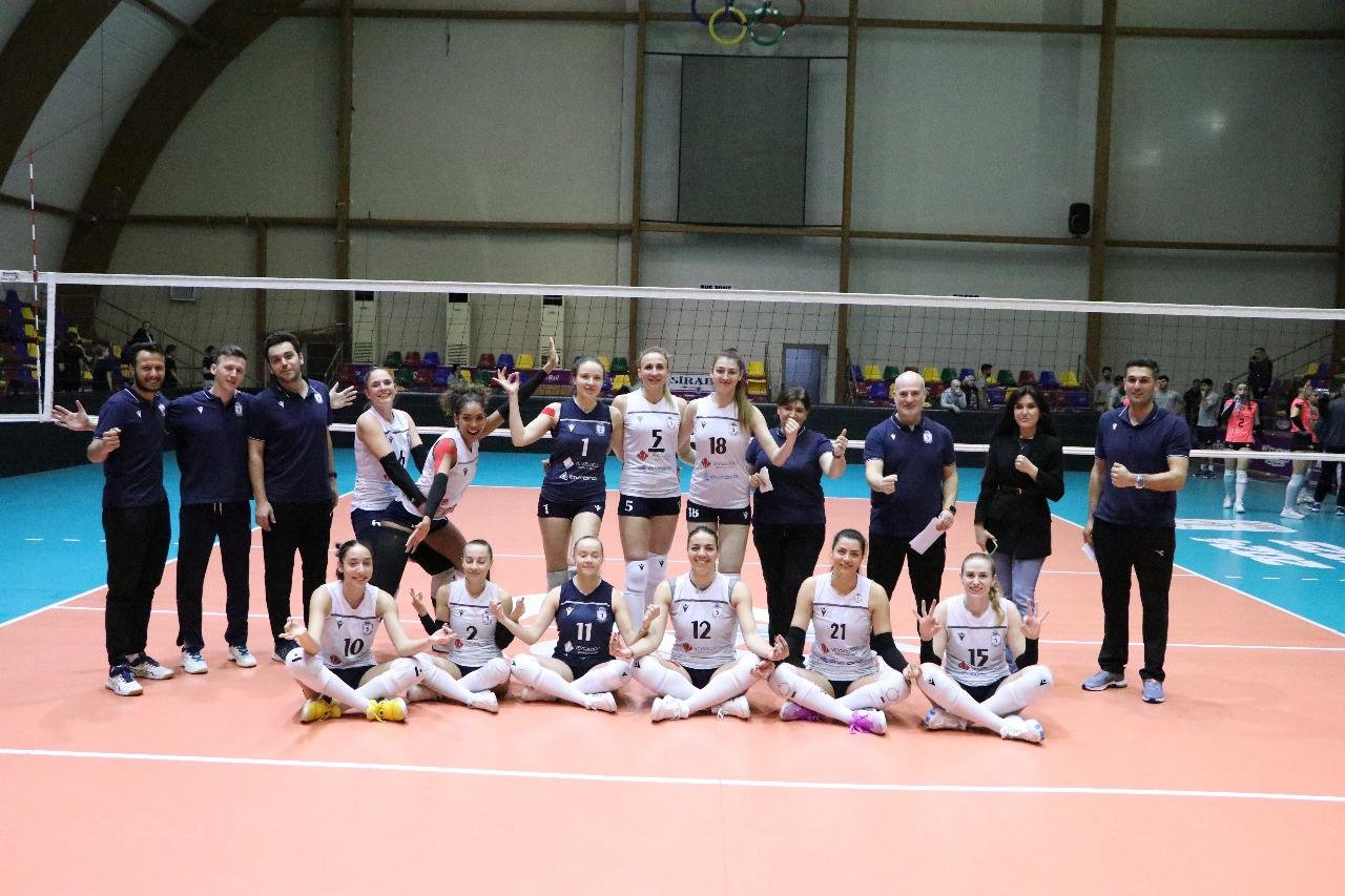 Qadın voleybolçular arasında Yüksək Liqada növbəti oyunlar keçirilib.