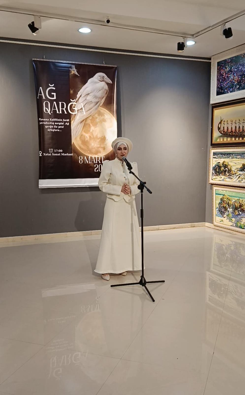 "Ağ Qarğa" – Gənc Rəssam Rəvanə Xəlilin İlk Fərdi Sərgisi Açılır