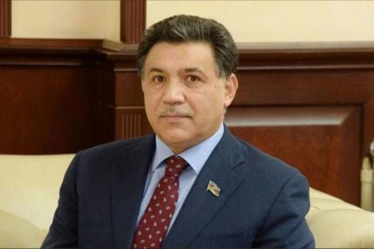 Azərbaycan aktiv diplomatik təşəbbuslər numayiş etdirir
