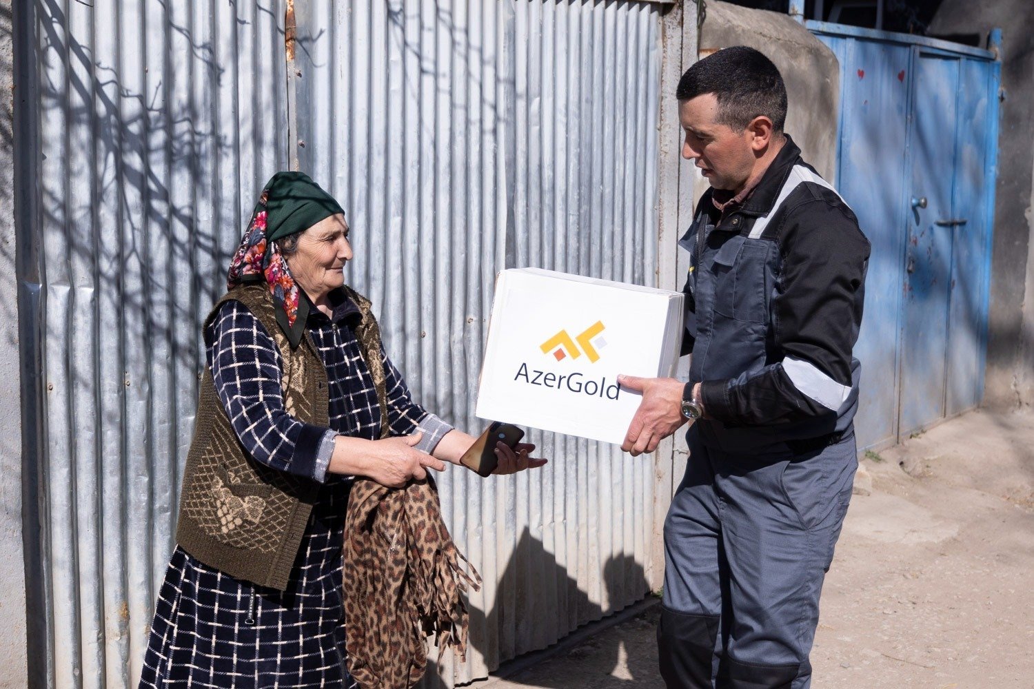 “AzerGold” QSC Göygöl rayonunda növbəti sosial yardım aksiyası təşkil edib