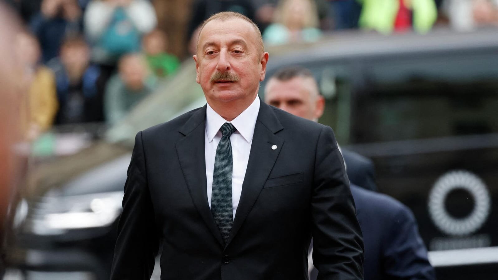 İlham Əliyev Azərbaycan xalqını təbrik etdi