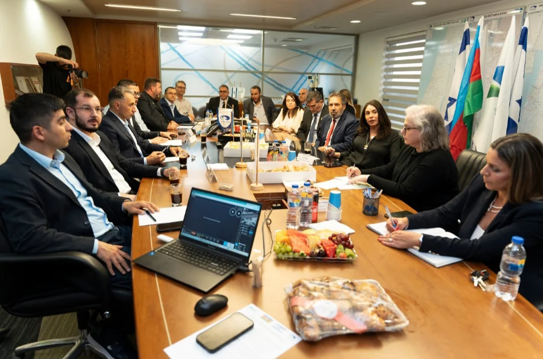 Nazir Rəşad Nəbiyev İsrailin yol infrastrukturu şirkəti “Netivei Israil”in rəhbərliyi ilə görüşüb