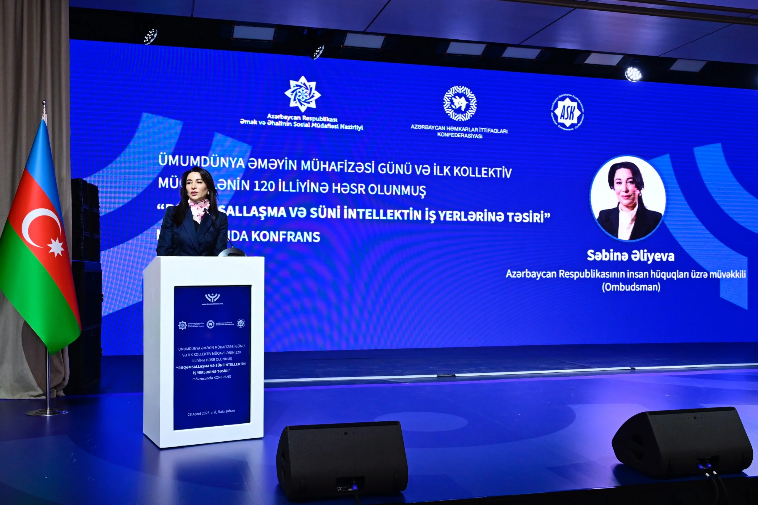 Ombudsman “Rəqəmsallaşma və süni intellektin iş yerlərinə təsiri” mövzusunda keçirilən konfransda iştirak edib