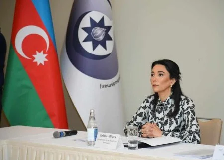 Ombudsman aparatında problemlərlə üzləşən əcnəbi futbolçu ilə görüş keçirildi