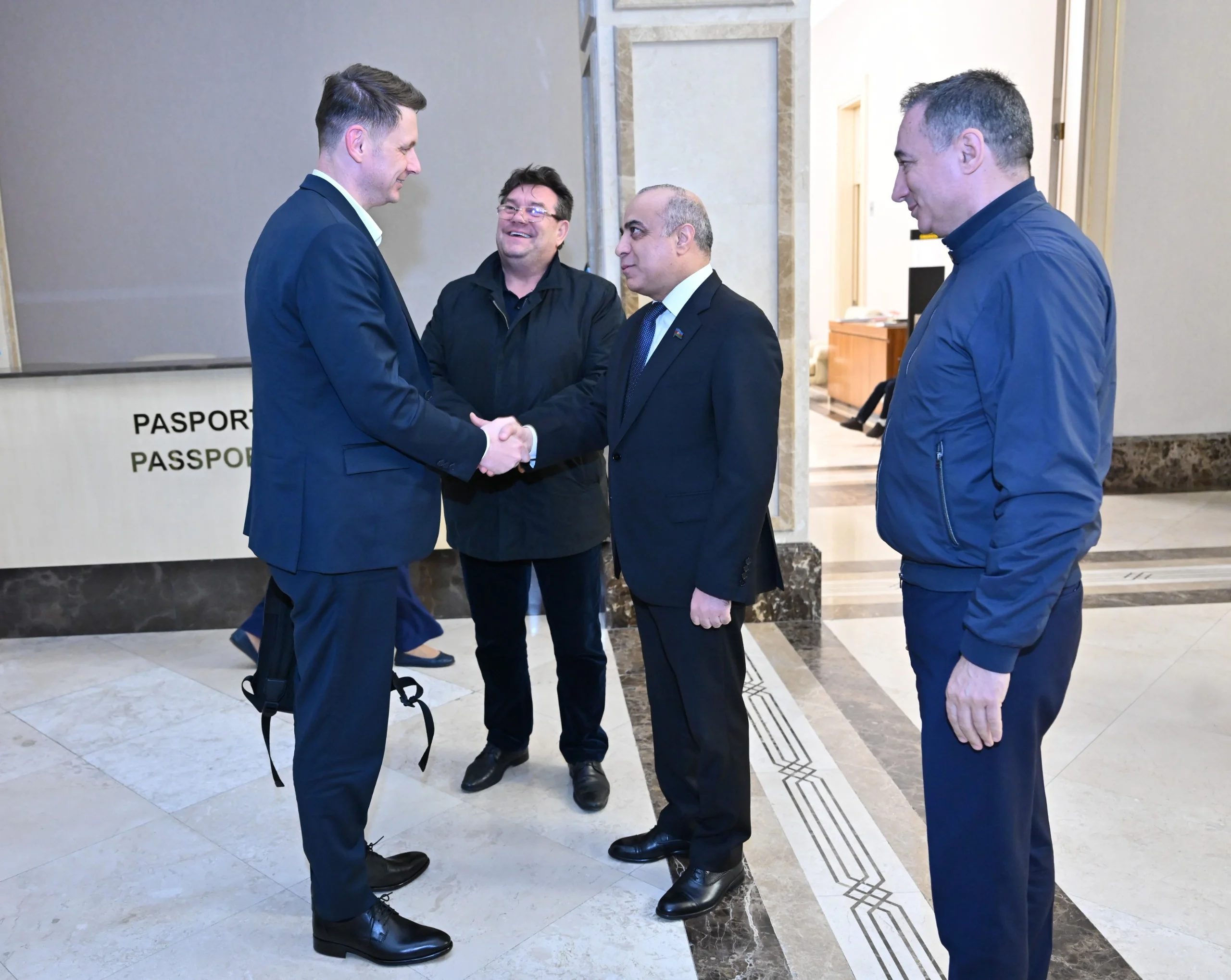 Rumıniya Parlamenti Senatının rəhbəri ölkəmizə səfərə gəlib