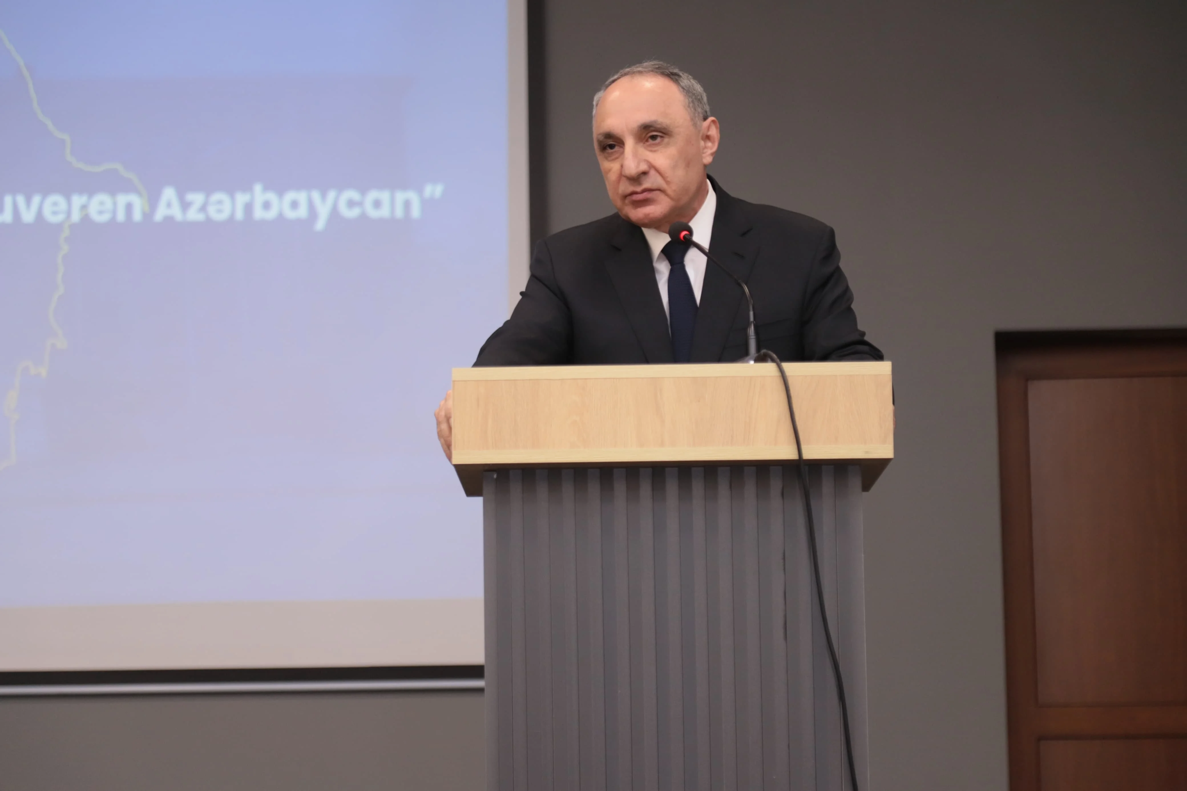 Kamran Əliyev: “Heydər Əliyev suveren və hüquqi dövlət quruculuğunun memarıdır”