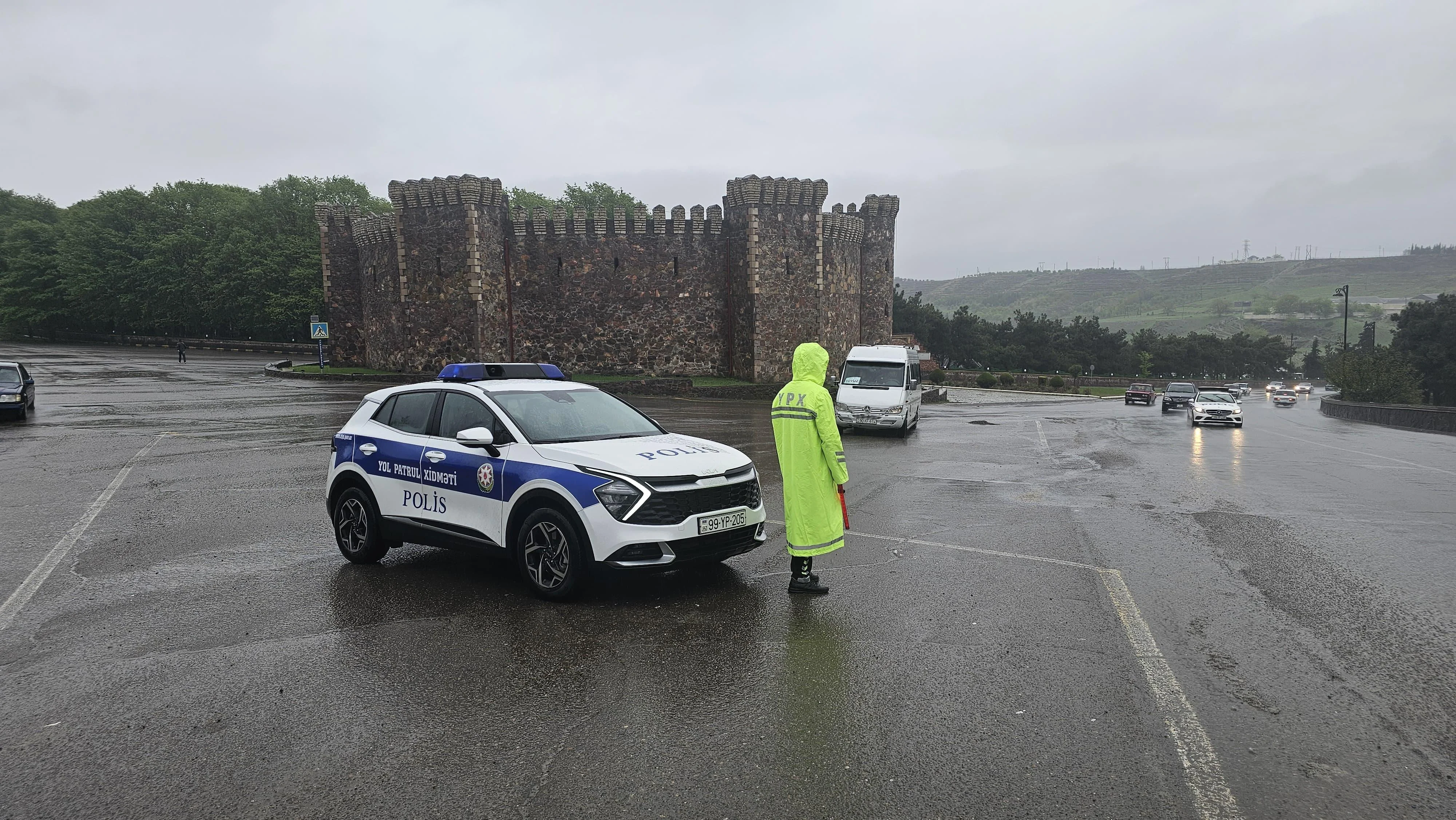 Baş Dövlət Yol Polisi İdarəsindən sürücülərə təşəkkür edilib