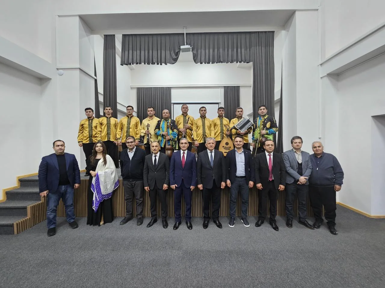 Qarabağ Universitetində əməkdar artist Firuz Səxavətin konserti keçirilib