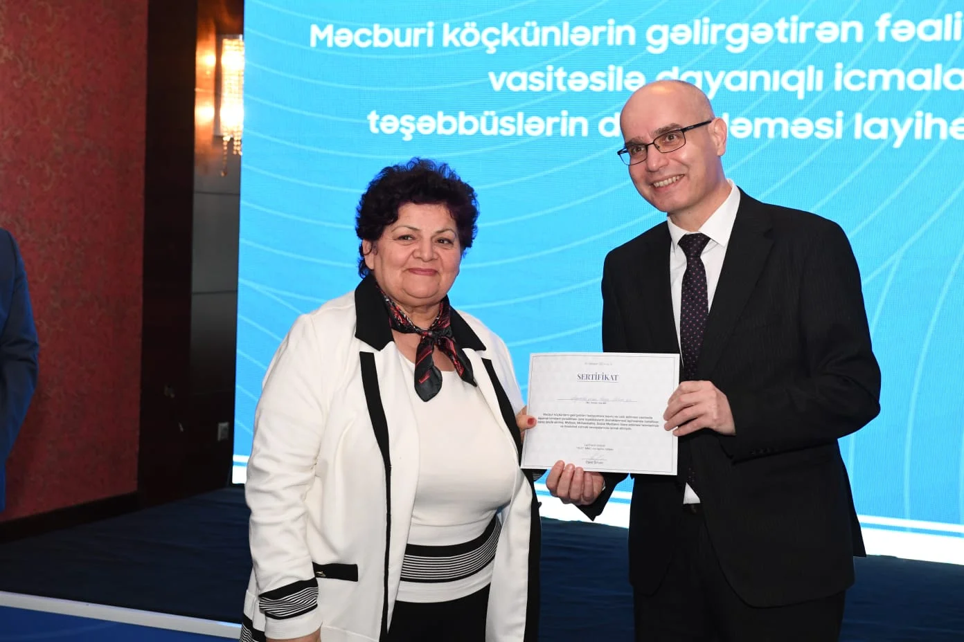 Məcburi köçkünlərin gəlirgətirən fəaliyyətlərə təşviqi diqqət mərkəzindəd