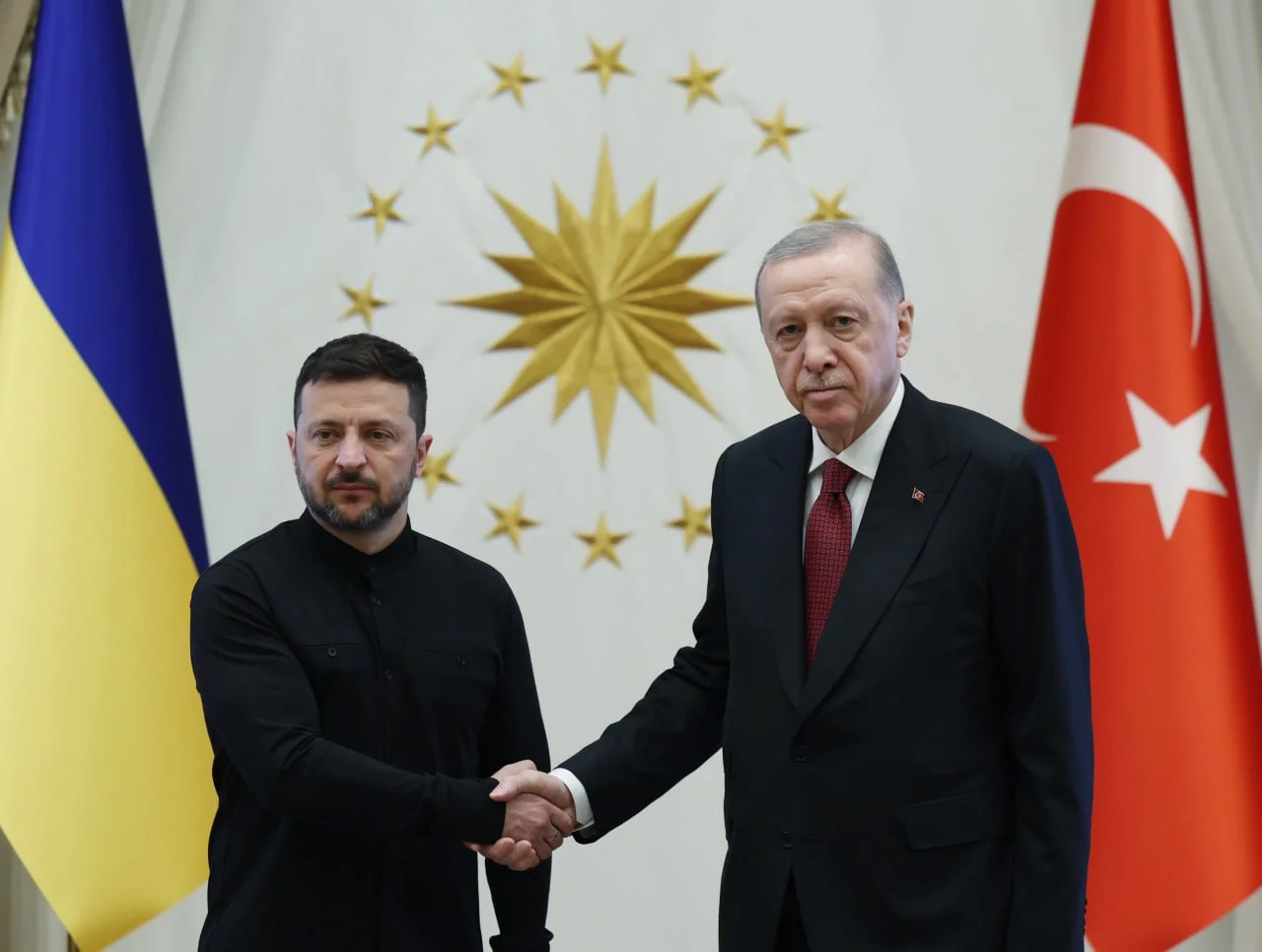 Türkiyə Prezidenti Rəcəb Tayyib Ərdoğanla Ukrayna Prezidenti Vladimir Zelenski arasındakı görüş başlayıb- (FOTOLAR)