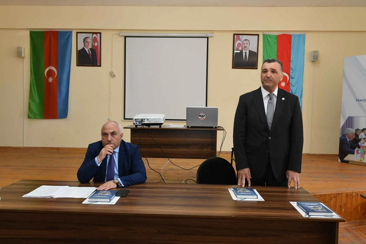 Vəkillər keçmiş məcburi köçkünlərə pulsuz hüquqi yardım göstərib