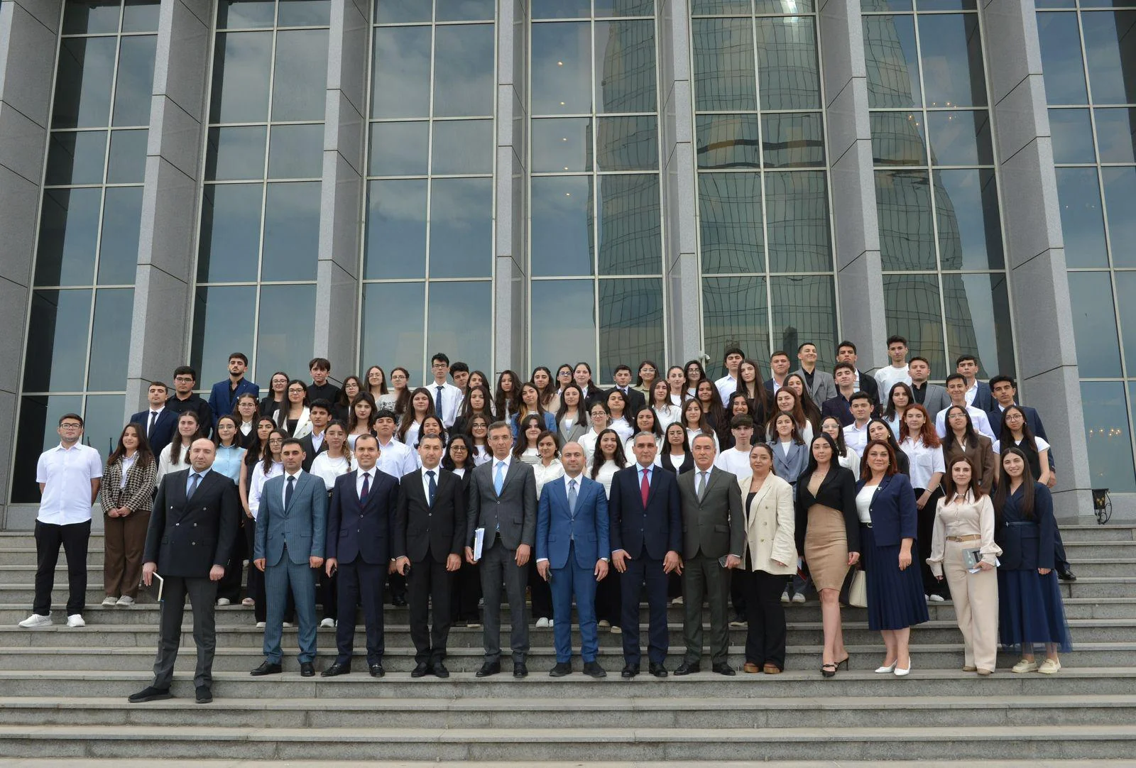 Qarabağ Universitetinin tələbələri Milli Məclisdə olublar