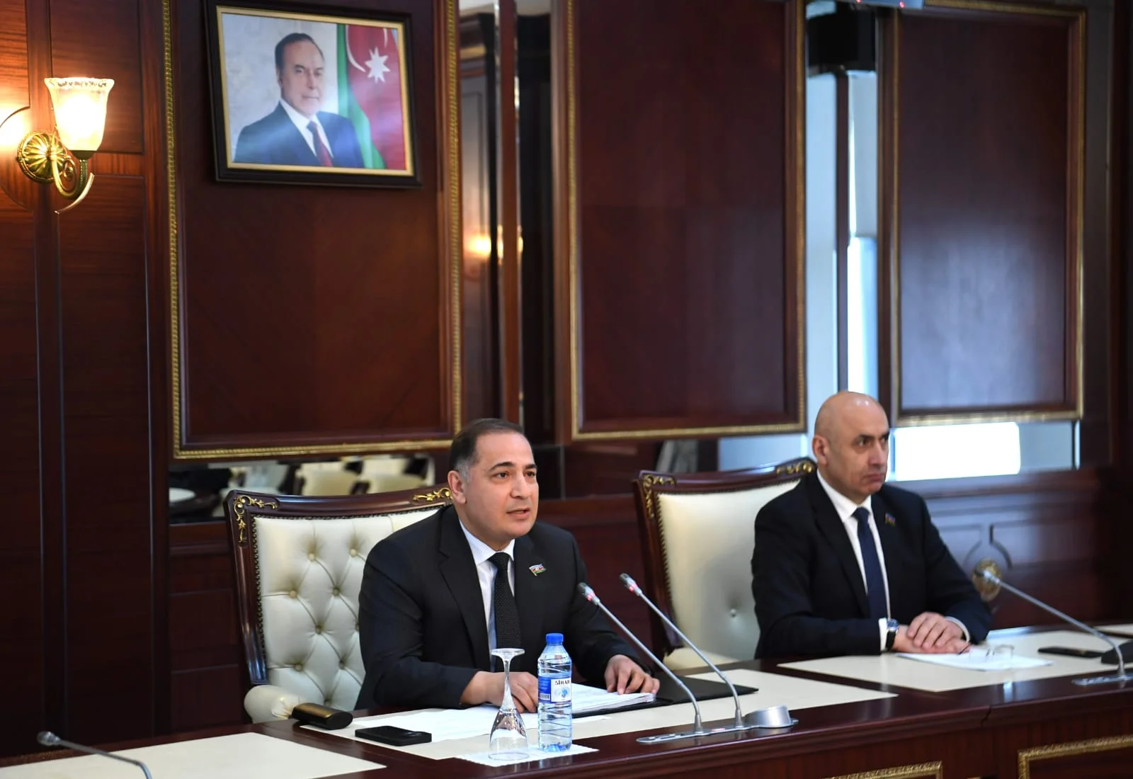 İqtisadi siyasət, sənaye və sahibkarlıq komitəsinin iclasında