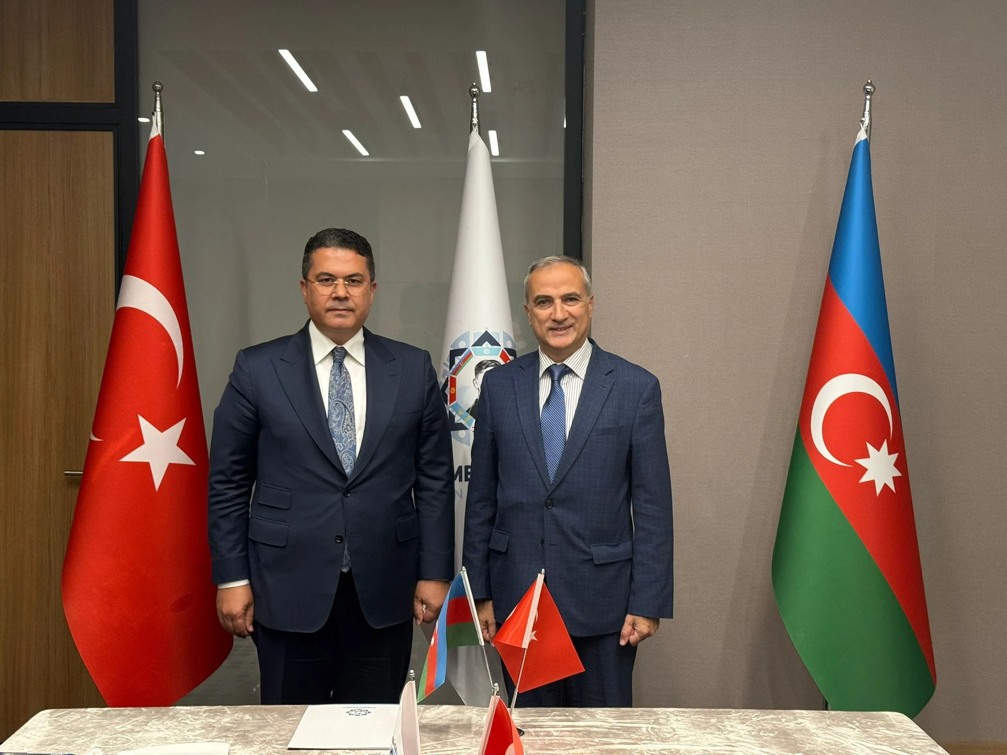 Azərbaycan və Türkiyə beyin mərkəzləri arasında əhəmiyyətli görüş