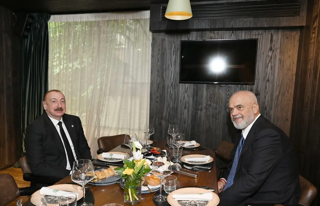 İlham Əliyevlə Albaniyanın Baş nazirinin işçi nahar əsnasında görüşü olub