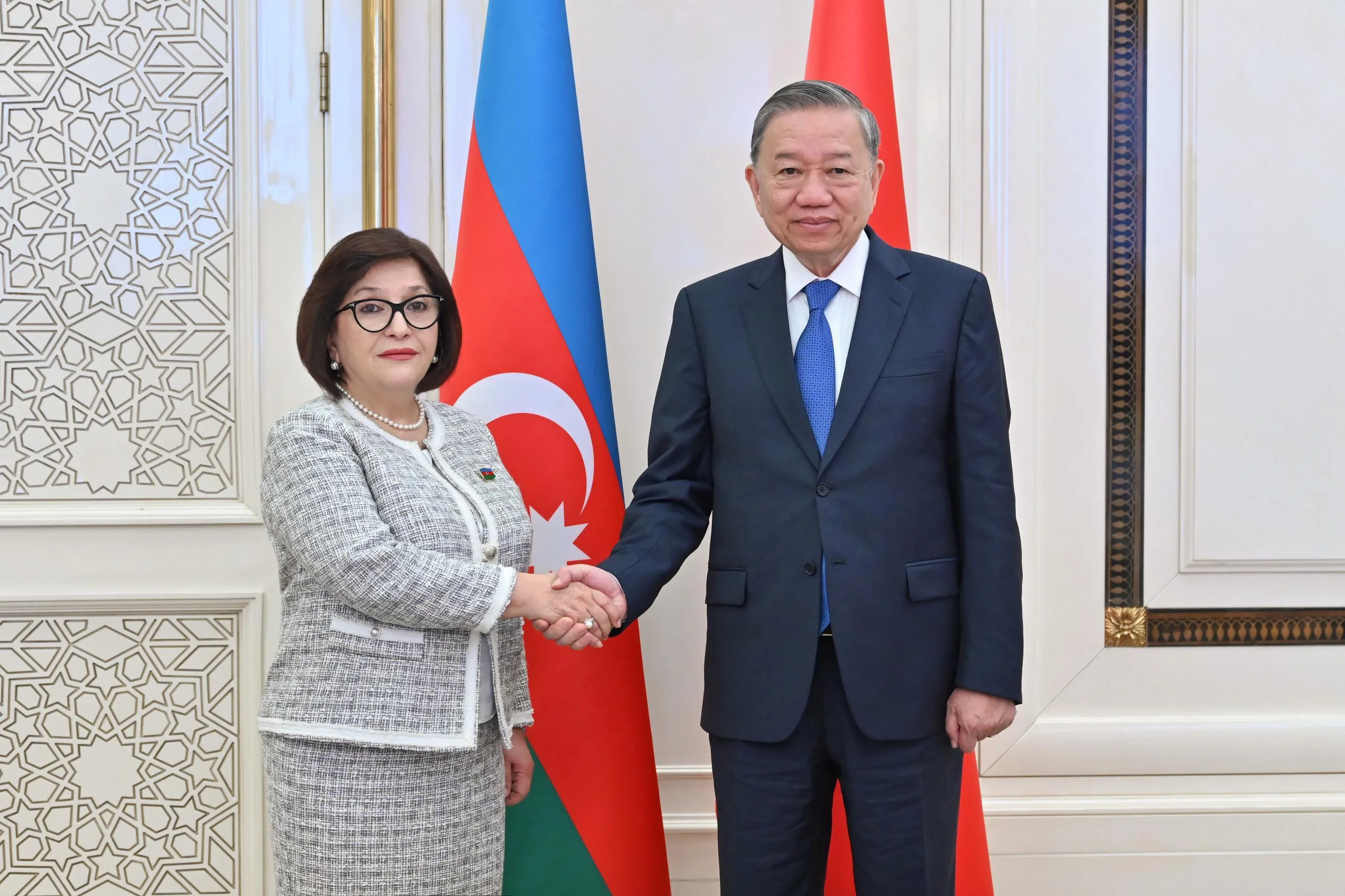 Milli Məclisin sədri Sahibə Qafarova Vyetnam Kommunist Partiyası Mərkəzi Komitəsinin Baş katibi To Lam ilə görüşüb