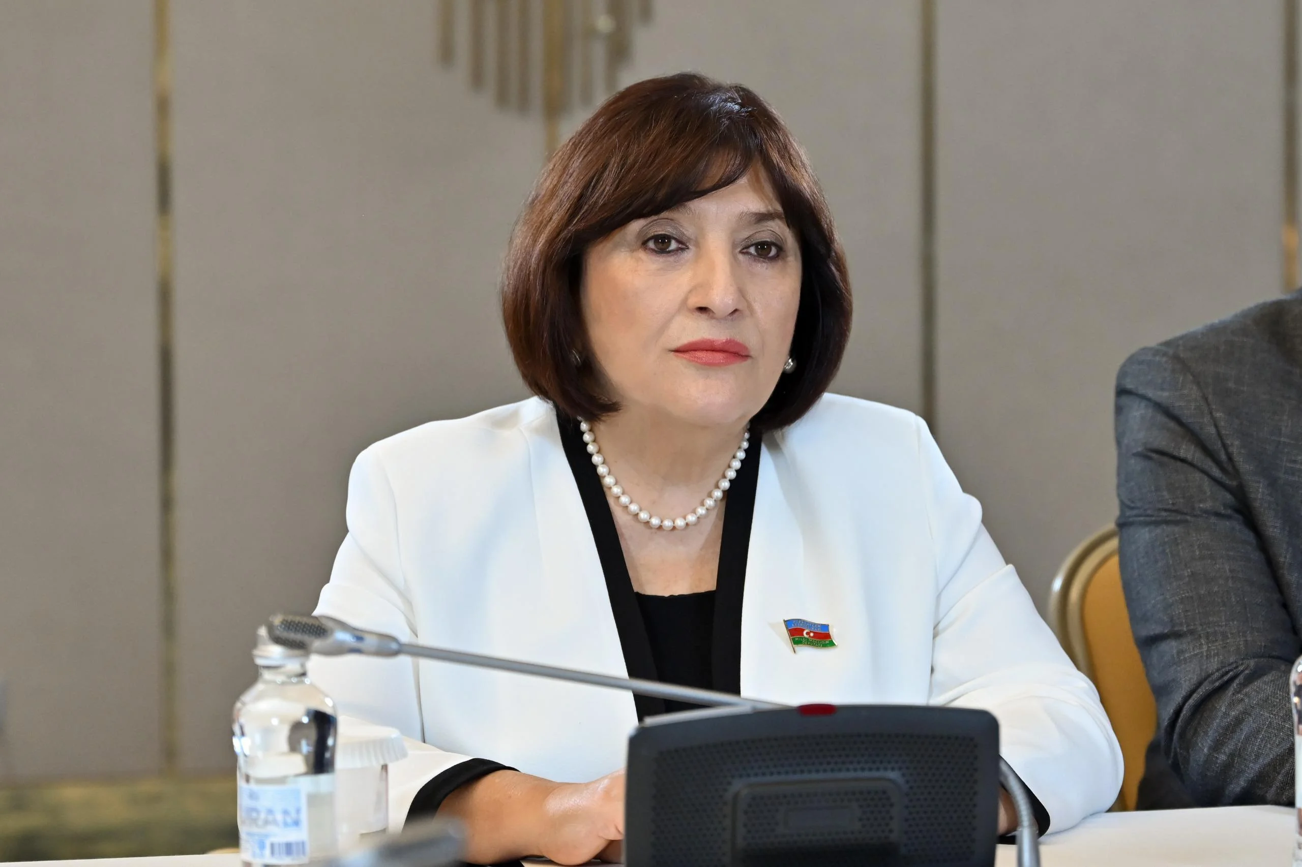 Milli Məclisin sədri Sahibə Qafarova Astanada Şimali Kipr Türk Cümhuriyyəti Məclisinin sədri ilə görüşüb