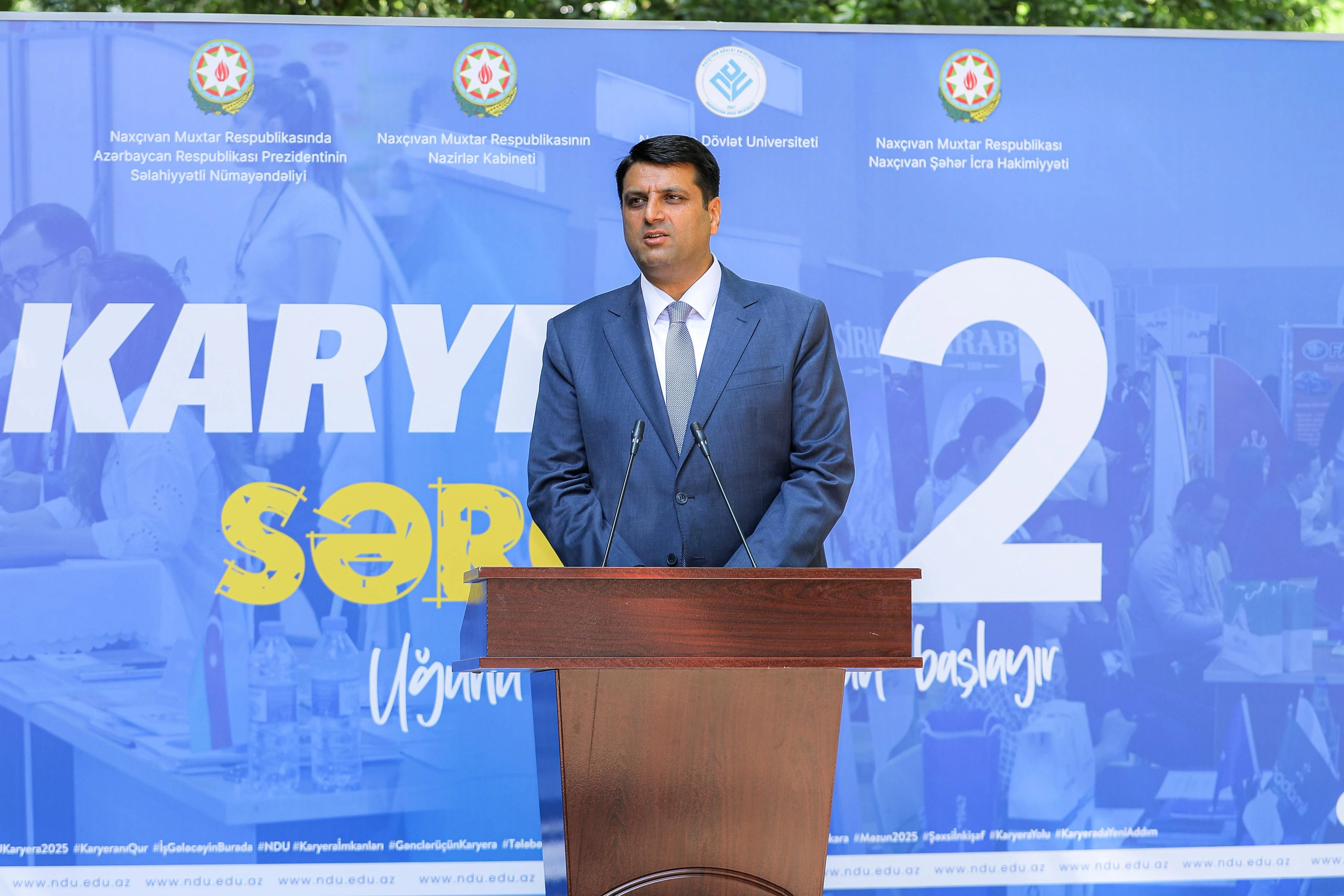 Naxçıvanda II karyera sərgisi açılıb