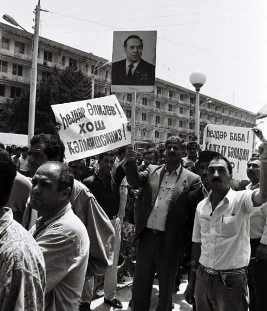 Azərbaycanı tərəqqi yoluna çıxaran tarixi hadisə: Milli Qurtuluş Günündən Şuşa Bəyannaməsinə