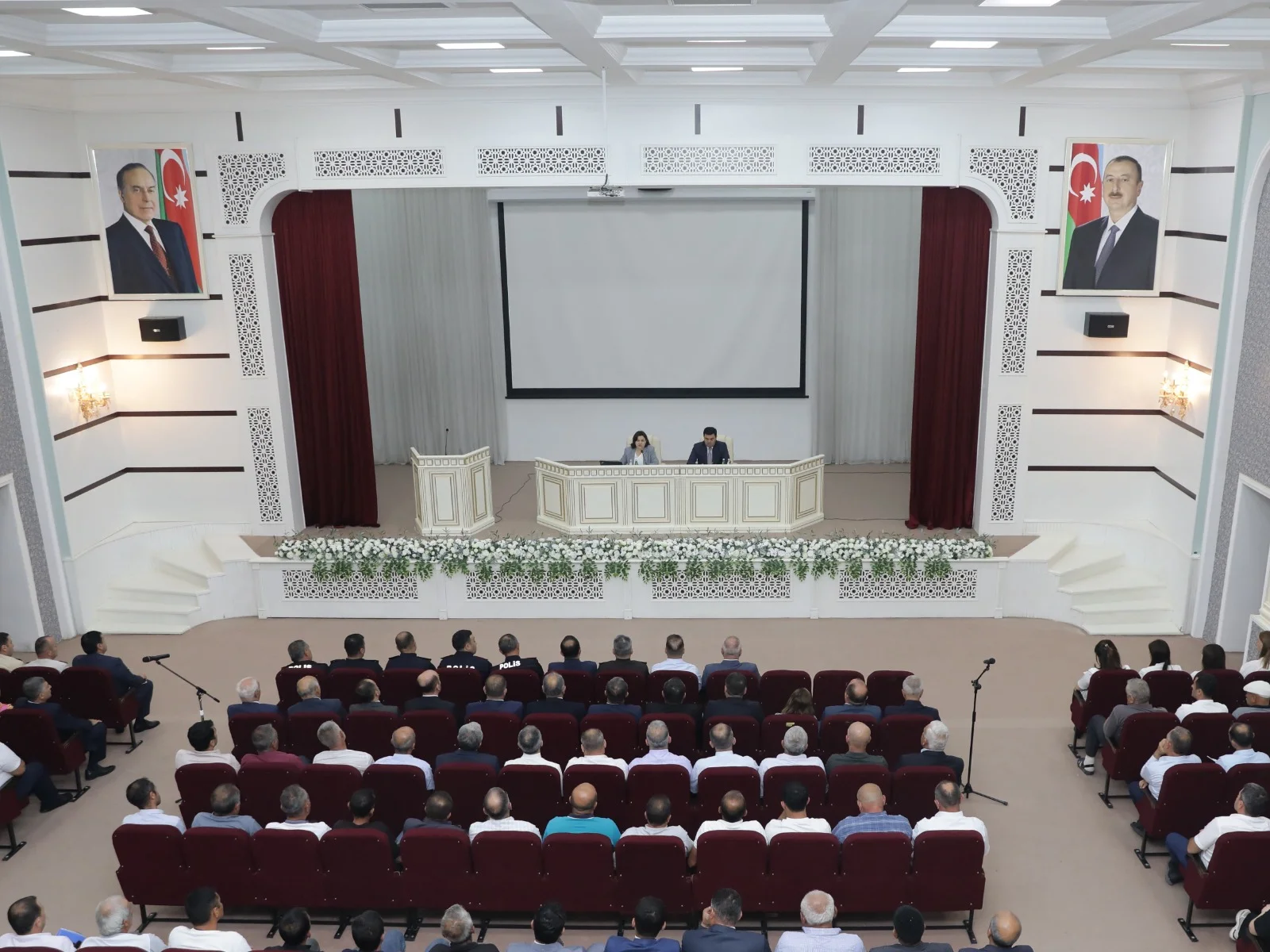Xaçmazda respublikada taxıl biçini prosesinin mütəşəkkil təşkilinə həsr olunmuş regional müşavirə keçirilib