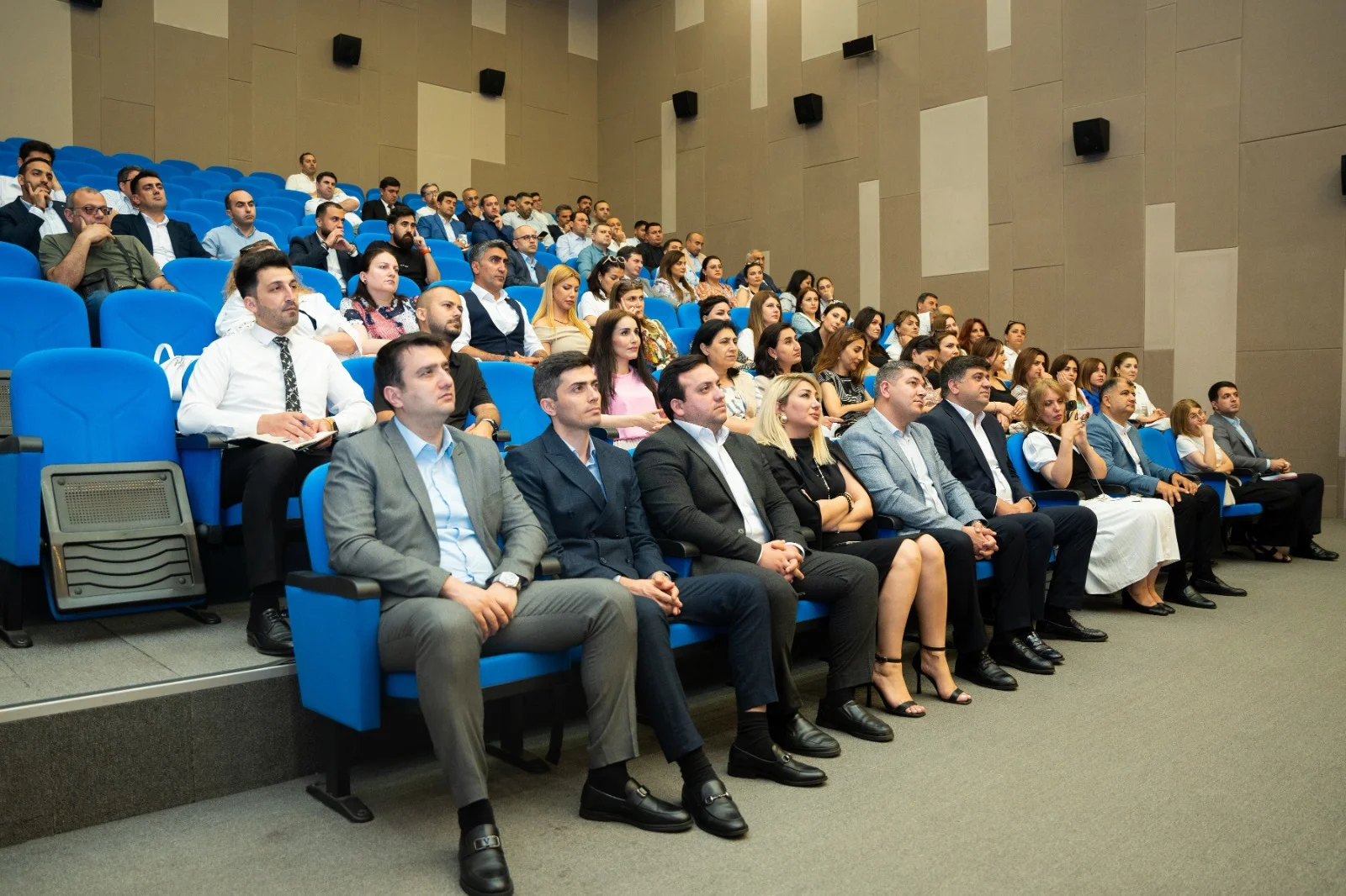 “ASAN xidmət”in “ZİRVƏ” idarəçilik marafonu ilk mövsümünə yekun vurub