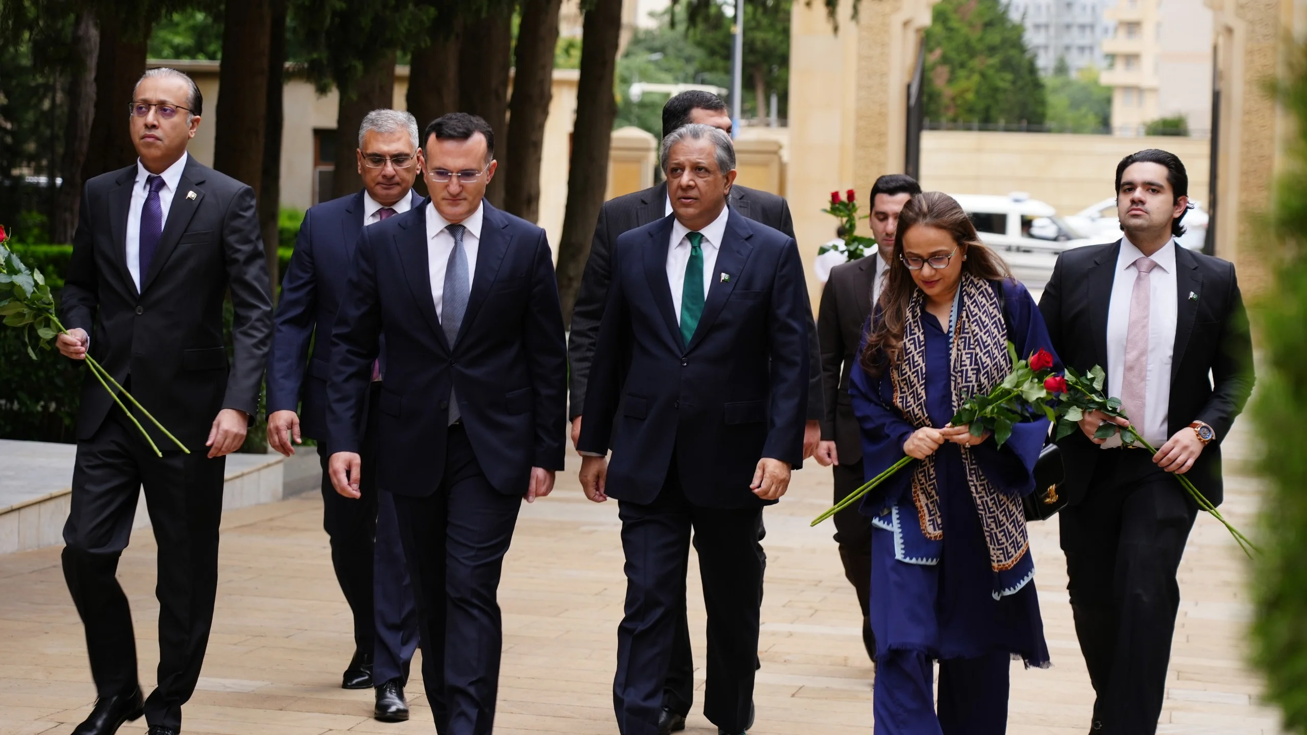 Ədliyyə naziri Fərid Əhmədov pakistanlı həmkarı ilə görüşüb