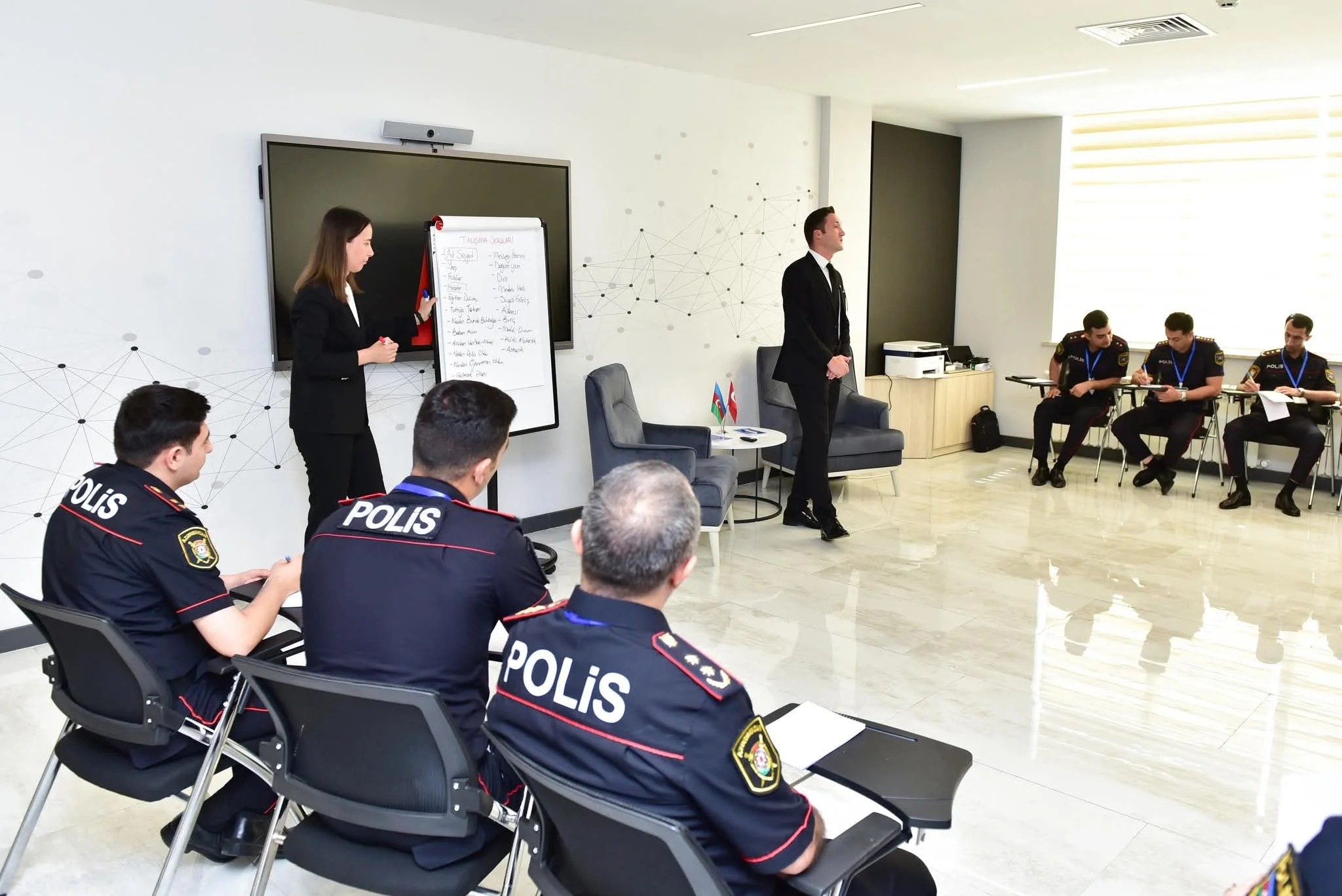 Türkiyə Respublikası Polis Akademiyasının peşəkar təlimçiləri tərəfindən Polis Akademiyasının pedoqoji heyətinə kurs keçirilir