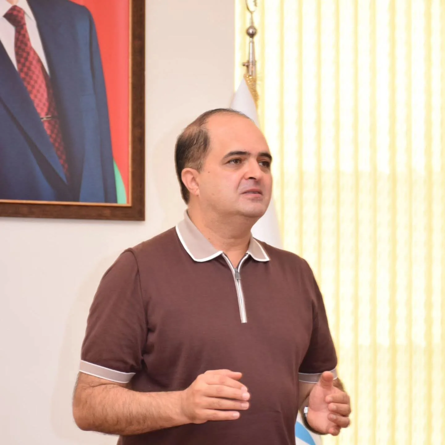 Milli Məclisin deputatı  Rəşad Mahmudov Media nümayəndələrini təbrik etdi