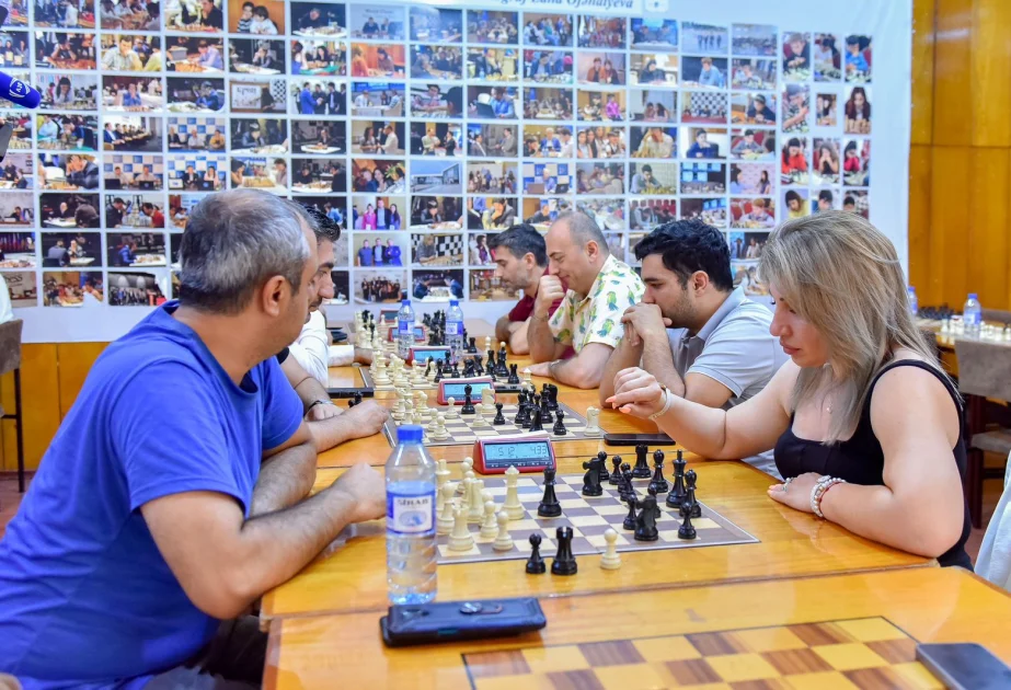 Media nümayəndələri arasında şahmat turniri keçirilib