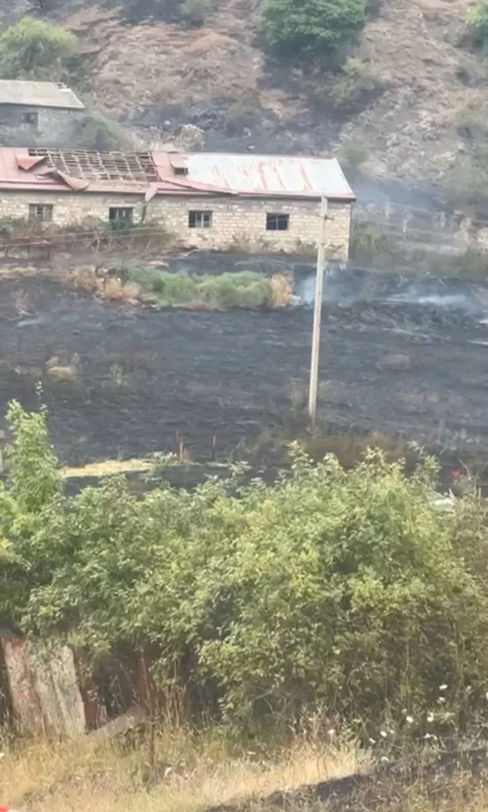 Şuşanın Böyük Qaladərəsi kəndində yanğın qısaqapanmadan yaranıb