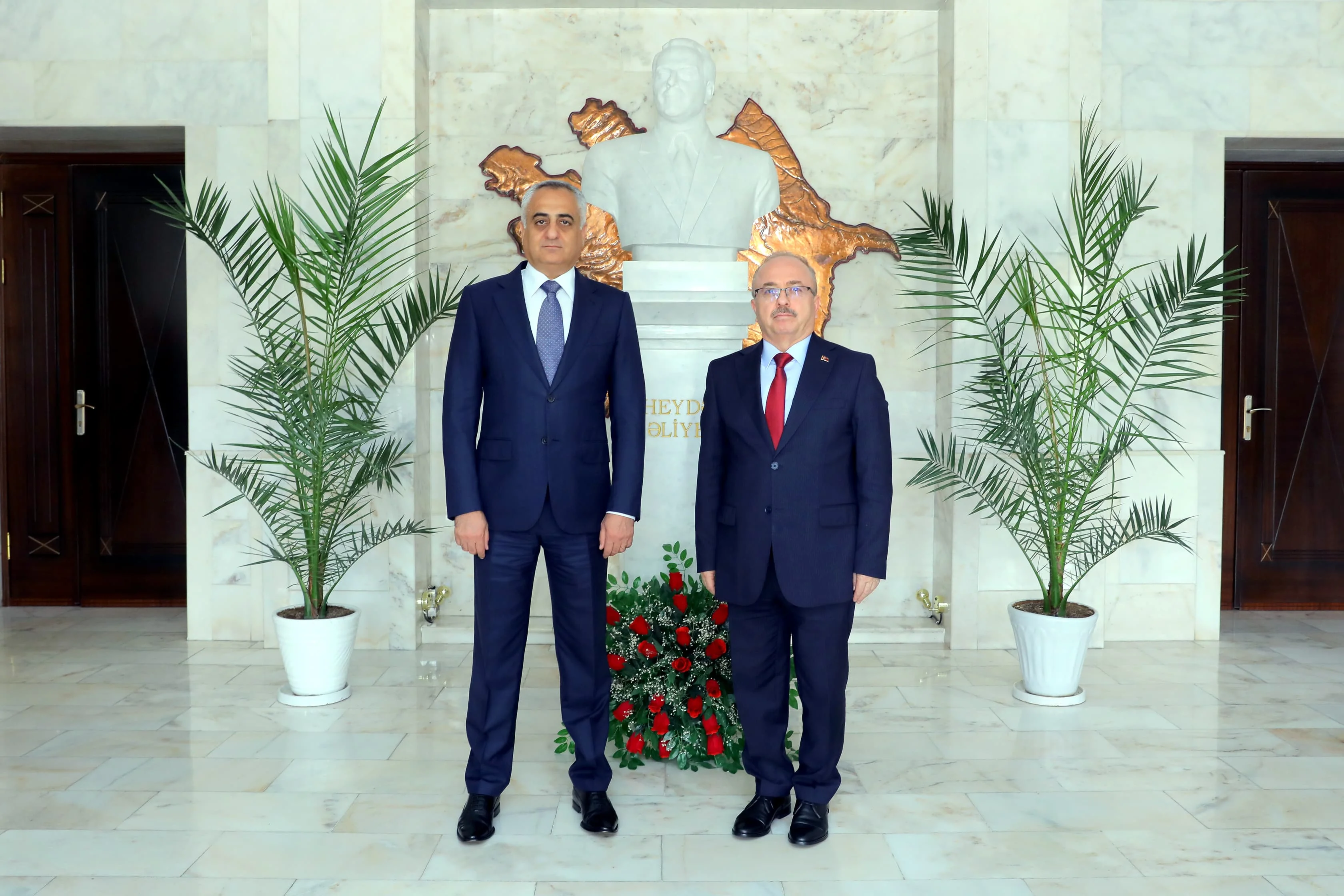 Səlahiyyətli nümayəndə Türkiyənin  ölkəmizdəki səfiri ilə görüşüb