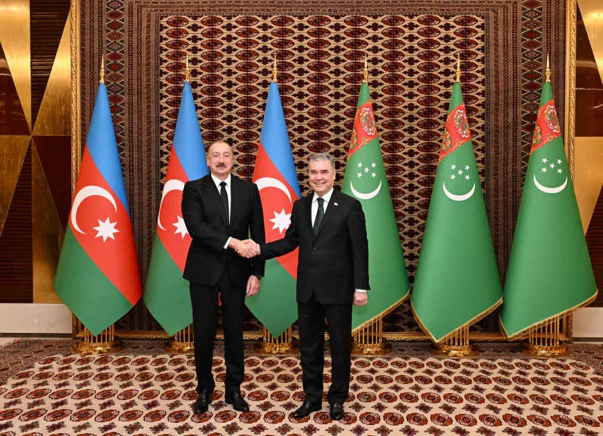 Azərbaycan Prezidenti İlham Əliyevin Türkmənistan Xalq Məsləhətinin sədri ilə təkbətək görüşü olub YENİLƏNİB