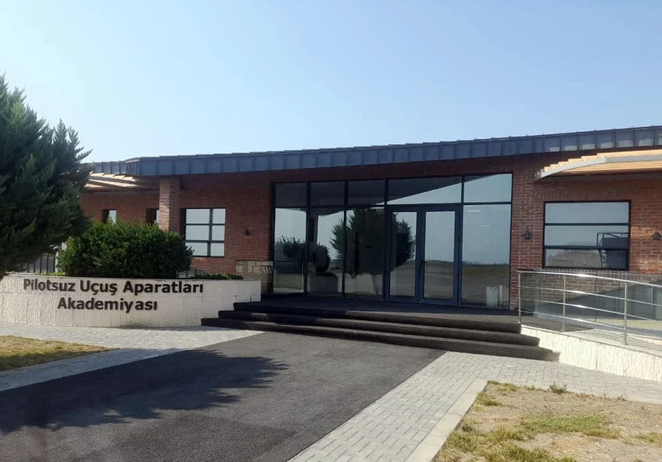 PUA Akademiyasının növbəti buraxılış mərasimi keçirilib
