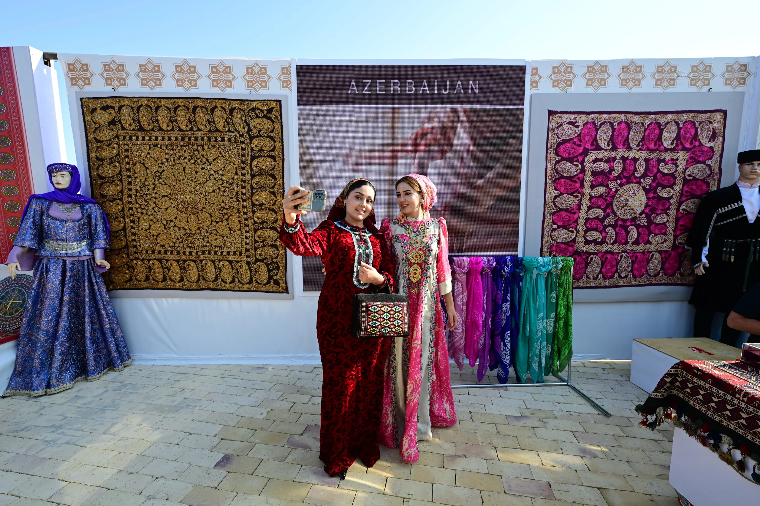 Azərbaycanın milli irsi Türkmənistanda böyük maraqla qarşılandı