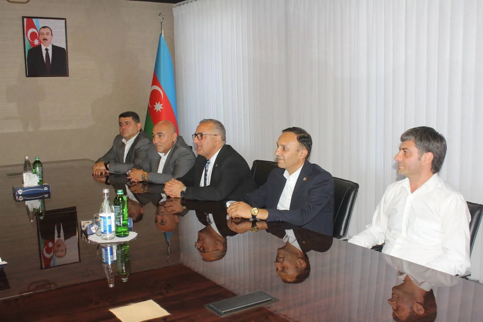 Göygöl Rayon İcra Hakimiyyətinin başçısı Elvin Paşayev Mediasiya Şurası İdarə Heyətinin sədri Nadir Adilovu qəbul edib