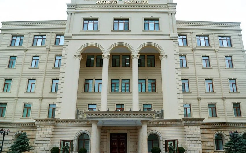 Kəlbəcərdə hərbi yük avtomobili minaya düşüb