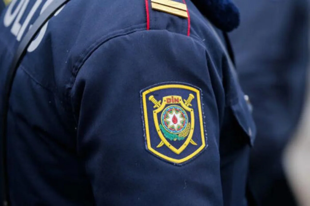 Polis bank kartlarından silsilə oğurluqlar edən şəxsləri saxladı