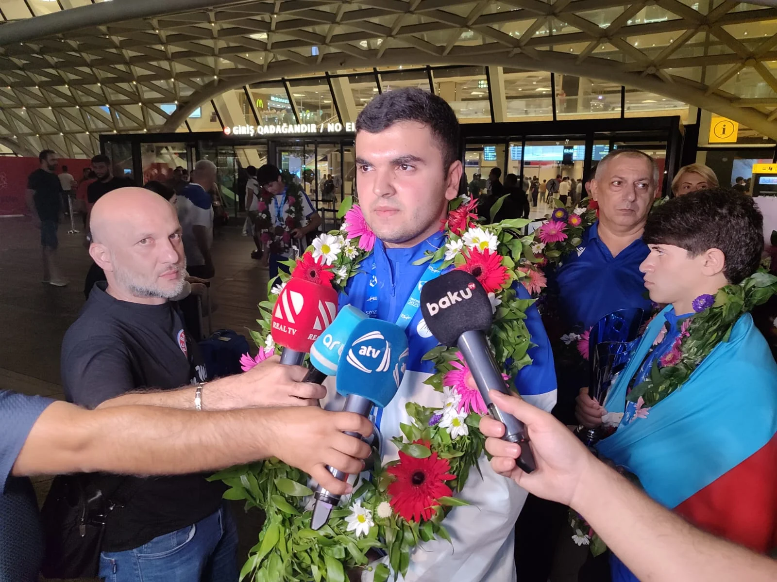 Avropa Birinciliyində Uğur Qazanmış Atletlərimiz Vətənə Qayıtdı