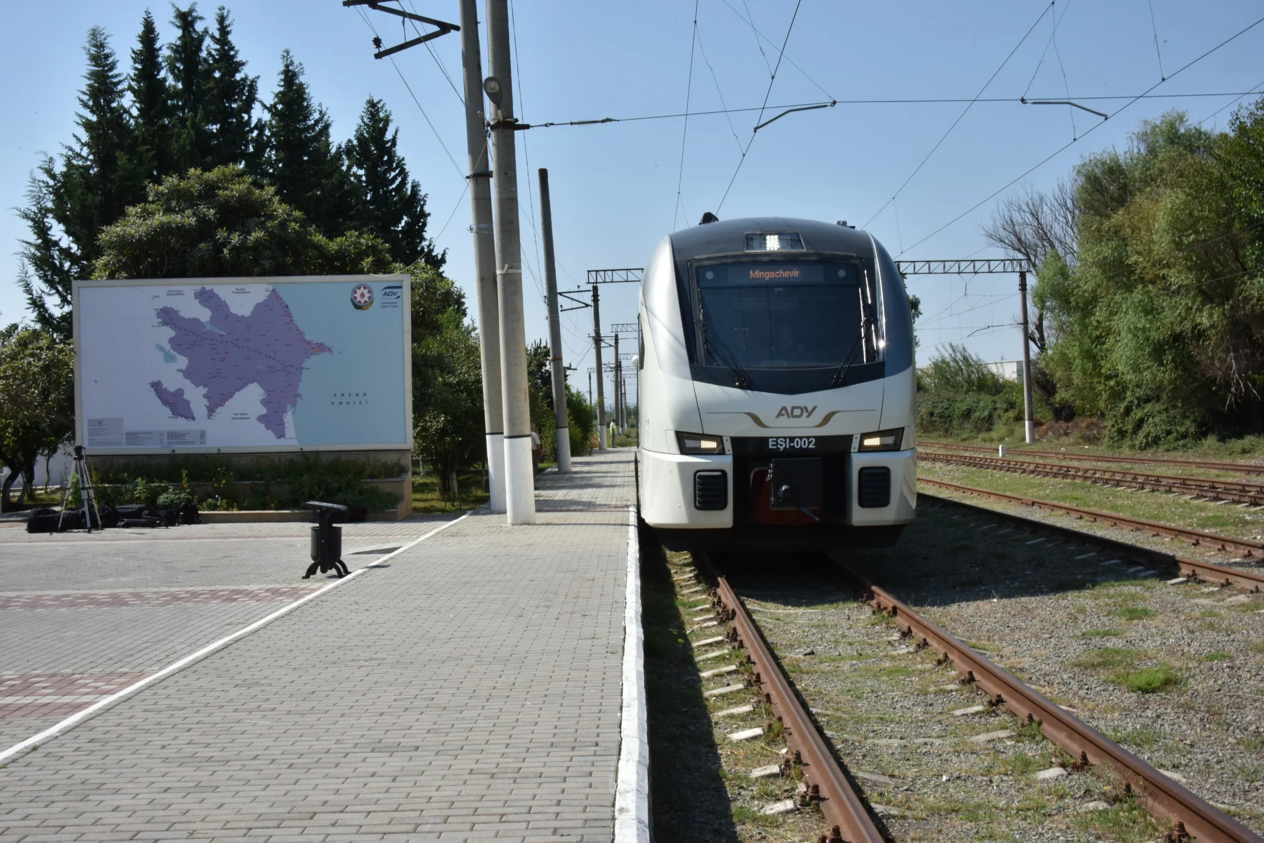 28 sentyabrda "Azərbaycan Dəmir Yolları" QSC (ADY) ilk dəfə regiondaxili marşrut üzrə sərnişin daşımalarına başlayıb