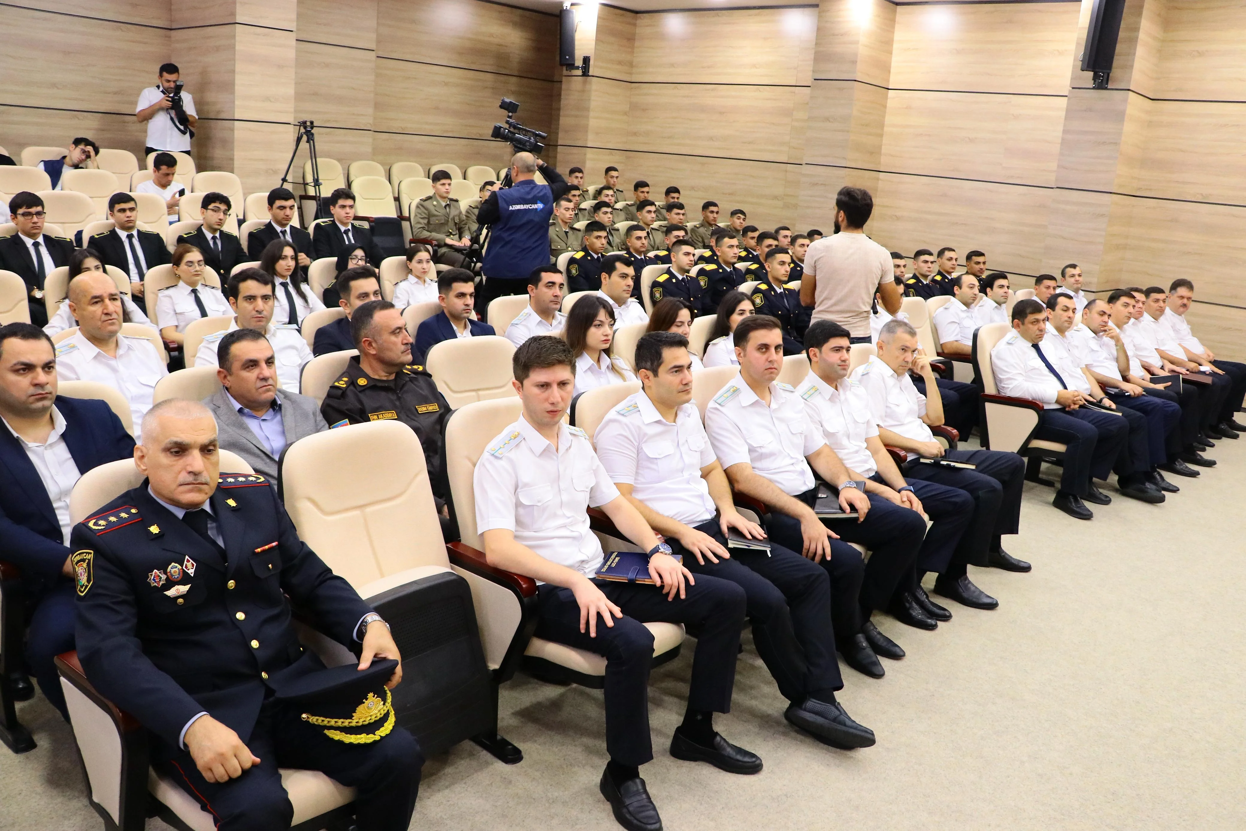 Bakı şəhər prokurorluğunda “Azərbaycan Prokurorluğu: Suverenliyin təminatında rolu” adlı seminar keçirilib