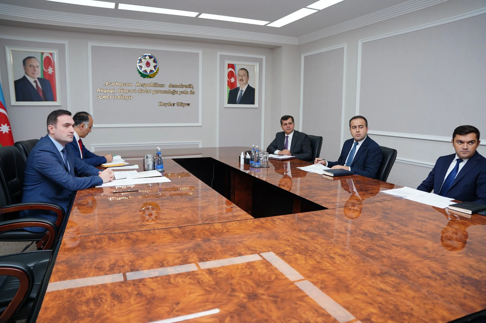 Ədliyyə nazirinin müavini Abiddin Hüseynov bölgələrdə yaşayan vətəndaşların müraciətlərini dinləyib
