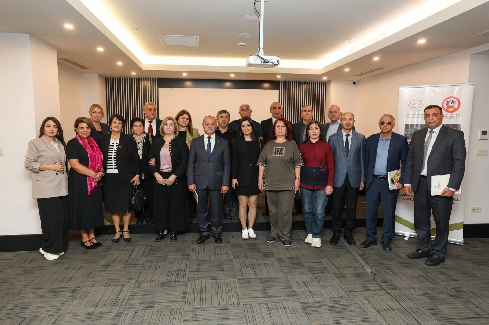 Ombudsman Aparatının nümayəndəsi kasetli sursatlar probleminə həsr olunan tədbirdə iştirak edib