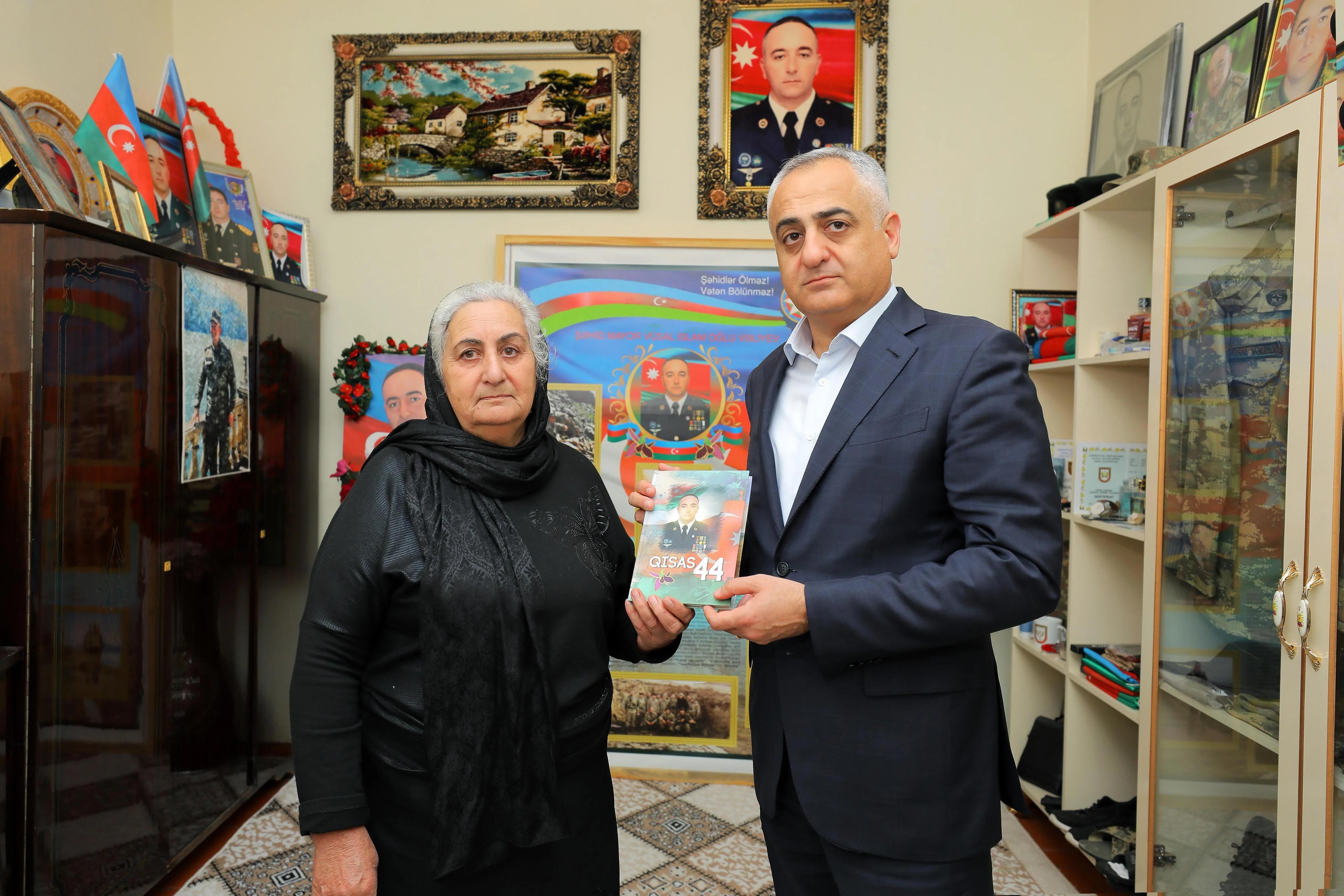 Səlahiyyətli nümayəndə şəhid ailələrini ziyarət edib