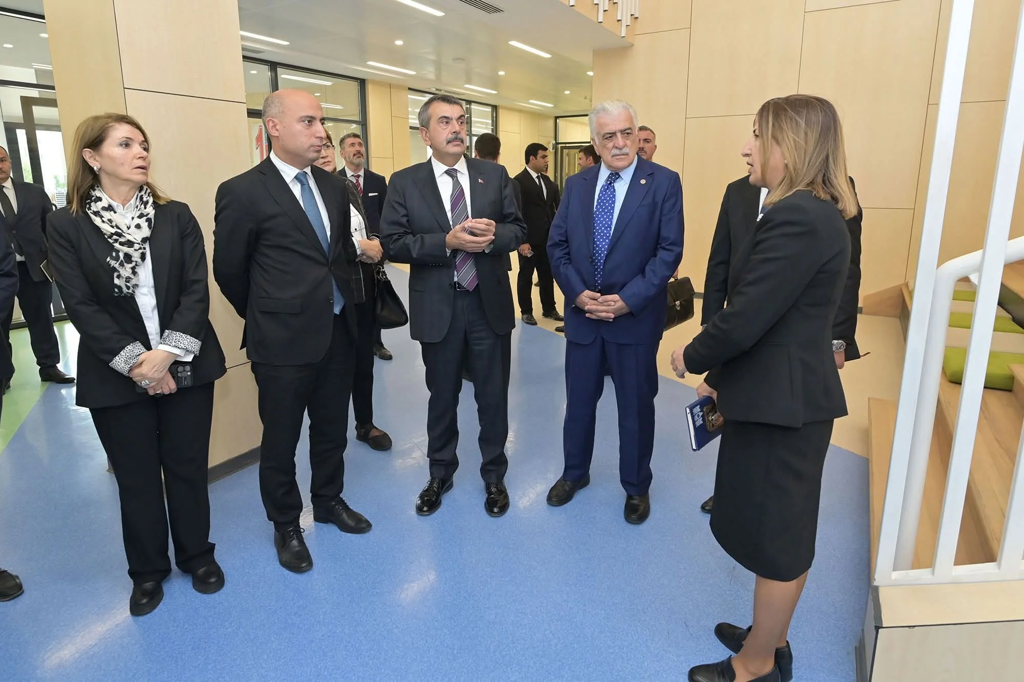 Yusuf Tekin: Qarabağda yaradılan müasir təhsil infrastrukturu gələcək nəsillərə xidmət edir